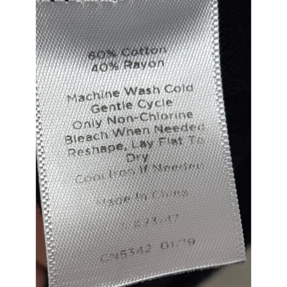 Talbots Petite Women M Black Ribbed Knit Short Sleeve Soft Casual Sweater Top - Picture 4 of 4